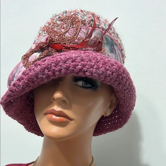 Elegant Pink and Gray Women display picture 1